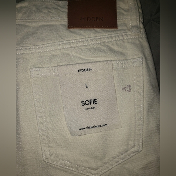 NWT Hidden High Rise Sofie Mom Shorts- L - Picture 2 of 4